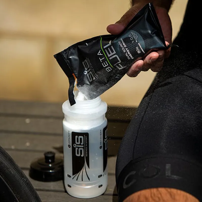 SIS BETA Fuel Energy Drink Powder Box Of 15 X 82g Sachets - Lemon/Lime 1 SIS BETA Fuel Energy Drink Powder Box Of 15 X 82g Sachets - Lemon/Lime