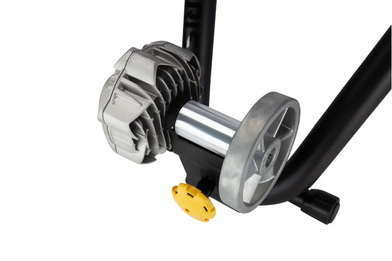 Saris Fluid 2 Smart Kit Turbo Trainer - Black 3 Saris Fluid 2 Smart Kit Turbo Trainer - Black - Image 3