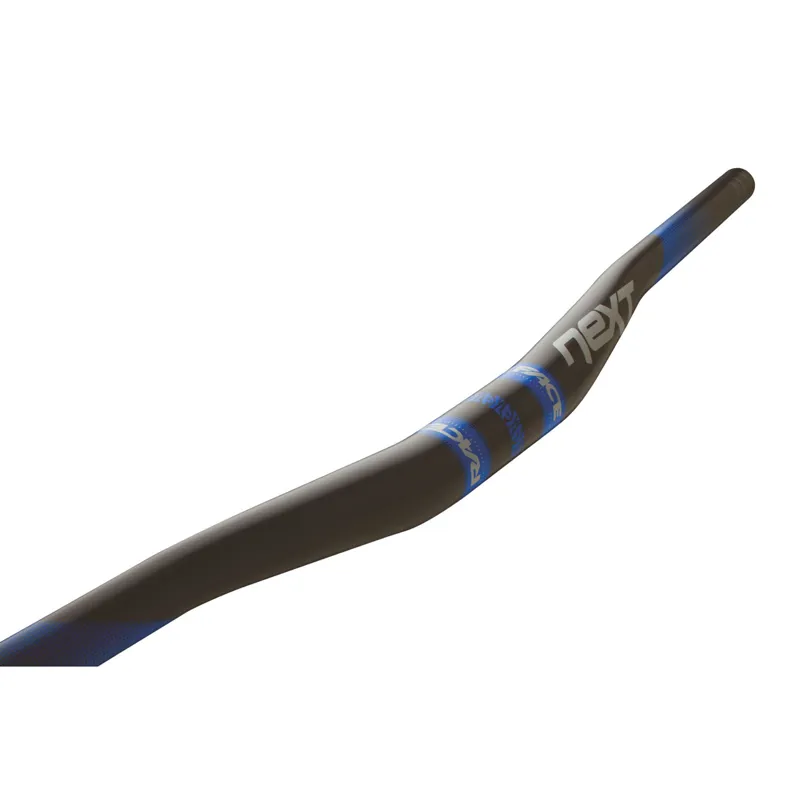 Race Face Next 3/4 Riser MTB Handlebar - 725mm - Carbon/Blue 2 Race Face Next 3/4 Riser MTB Handlebar - 725mm - Carbon/Blue - Image 2