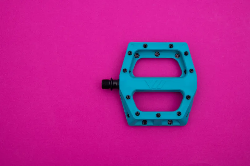 DMR V11 Composite Flat MTB Pedals - Turquoise 5 DMR V11 Composite Flat MTB Pedals - Turquoise - Image 5